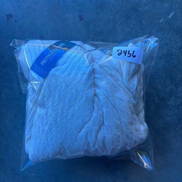 PrettyLittleThing Cable Knitted Sweater Jumper Dress Women's M Cream Long Sleeve - Picture 13 of 13